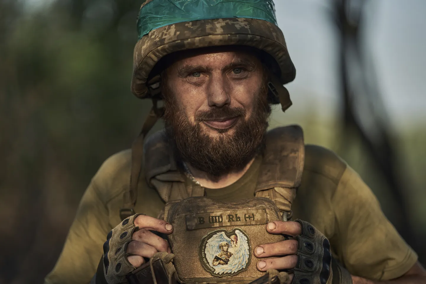 Lootusrikas Ukraina sõdur Bahmuti lähistel.