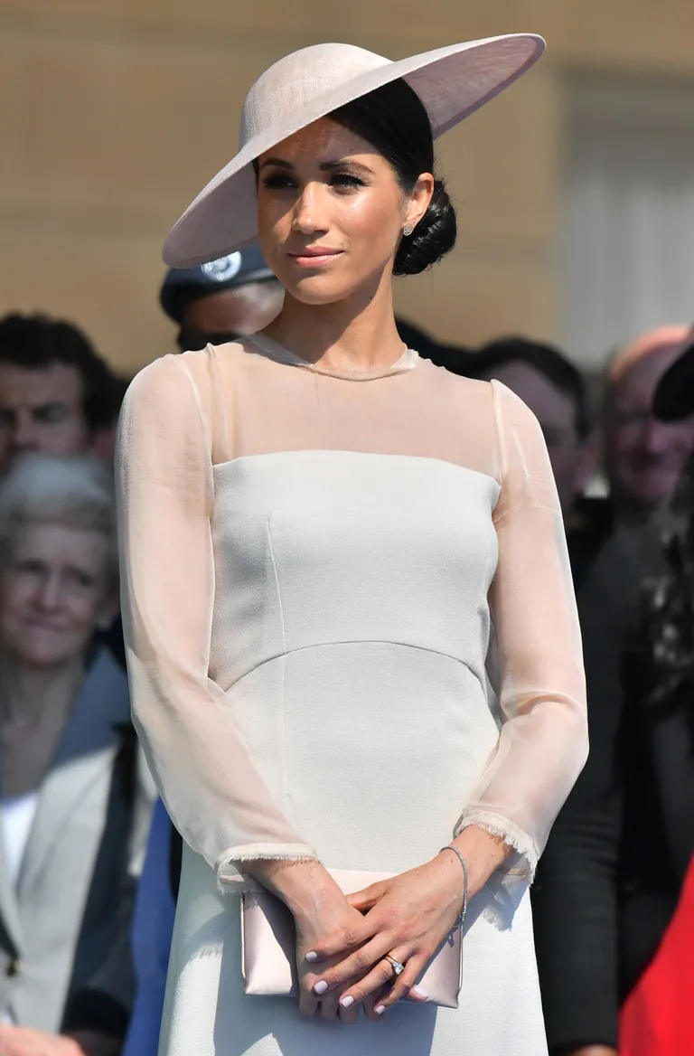 Meghan Markle prints Charlesi 70 sünnipäeva juubelipeol.