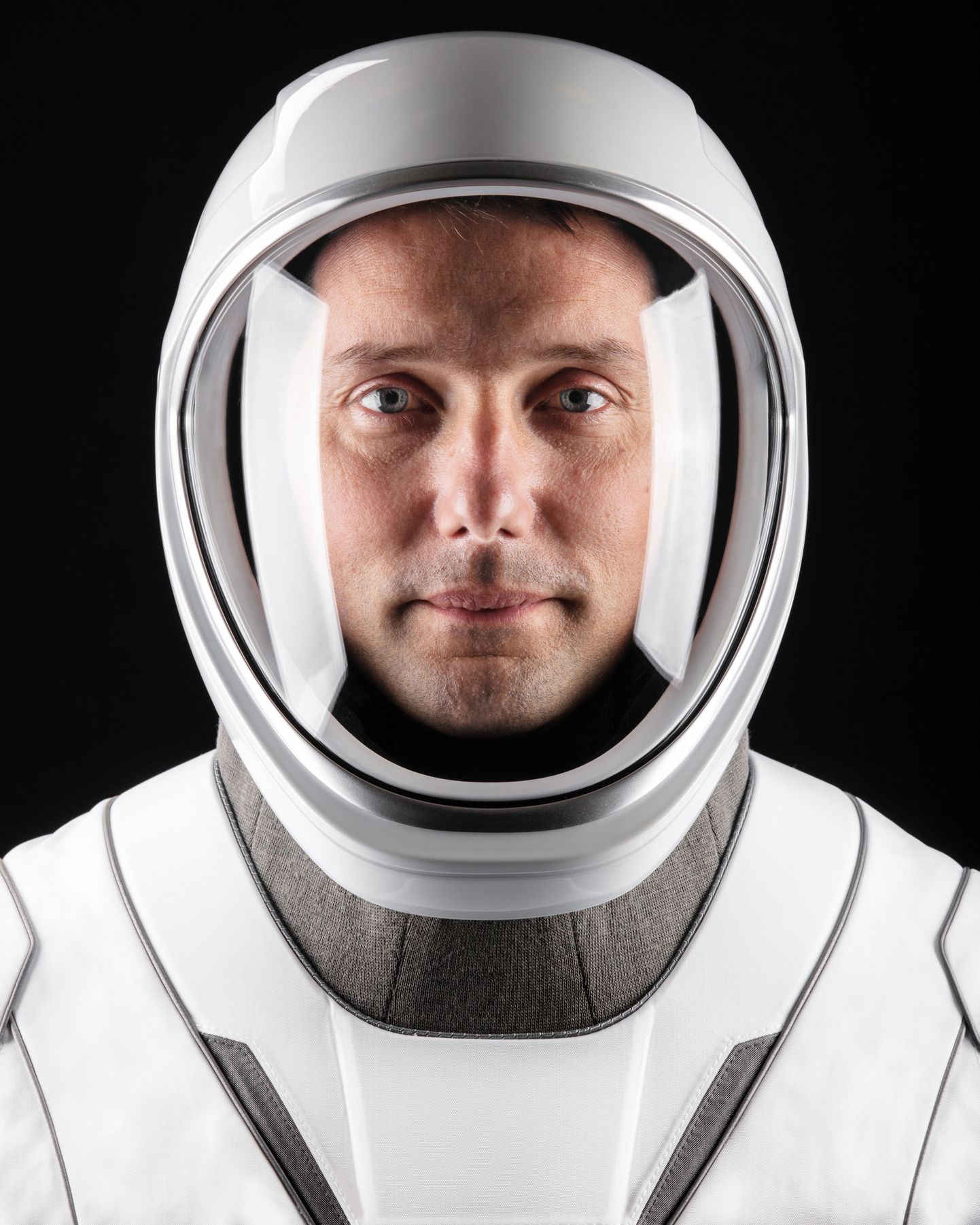 Euroopa Kosmoseagentuuri (ESA) astronaut Thomas Pesquet SpaceX-i skafandris.