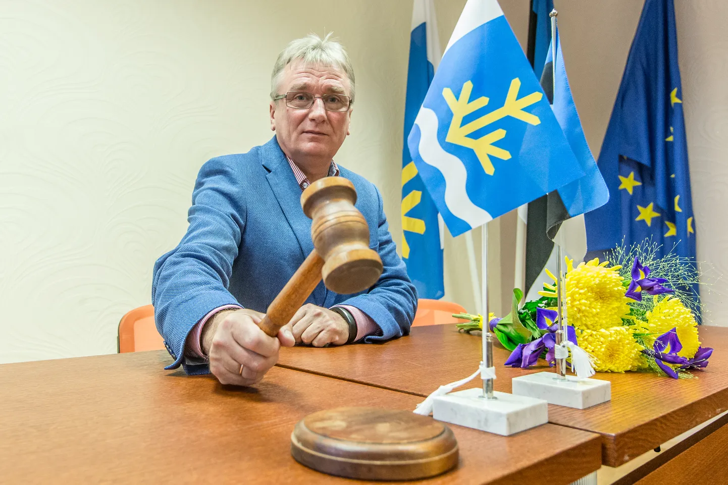 Roland Peets lükkab talle esitatud süüdistused tagasi, nimetades seda "Tiit Salvani jauramiseks".