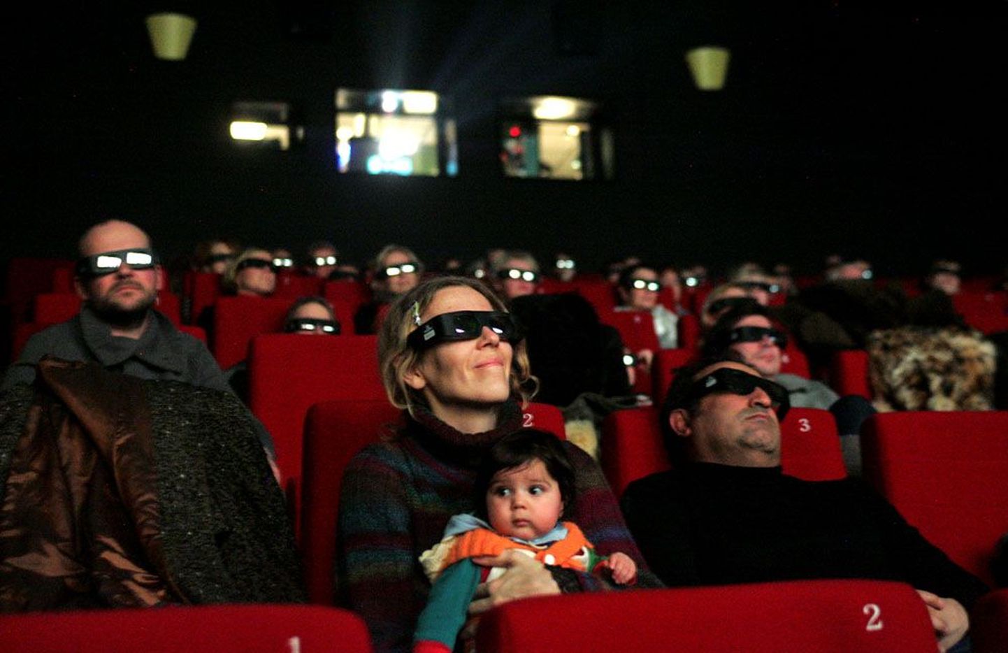 Tänapäeval väljendub laisa silma sündroom kõige eredamalt selles, et need inimesed ei näe 3D-filmide ruumilisi efekte.