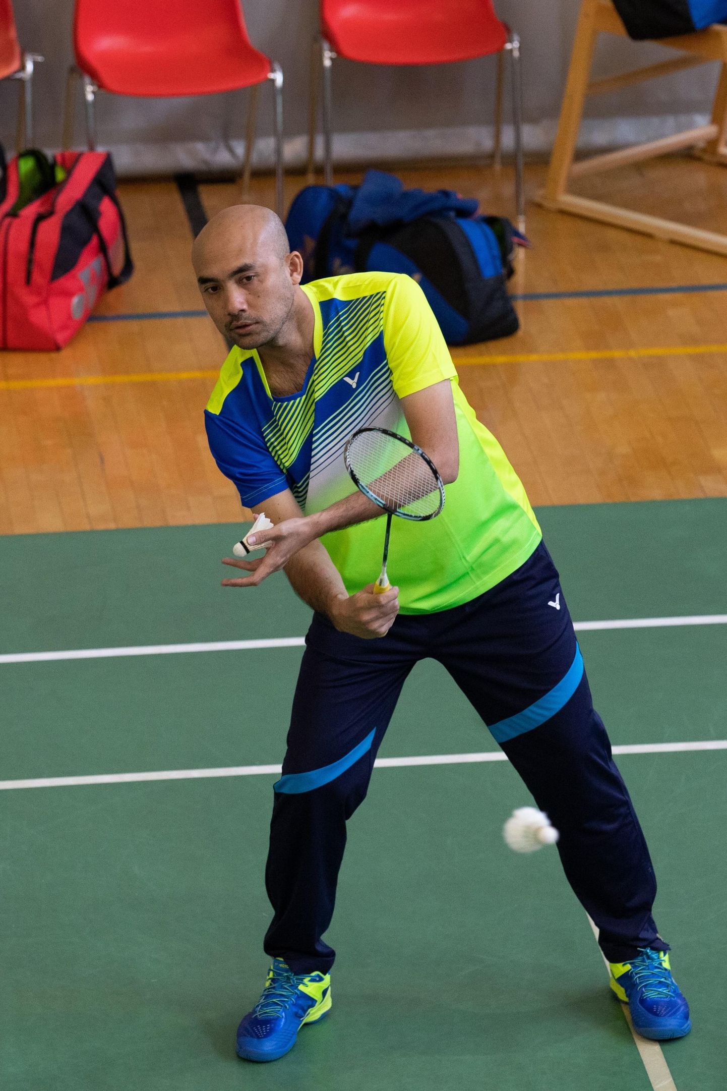 Malaisia treener Sairul Amar juhendab Eesti sportlasi Annelinnas Tartu spordimajas.