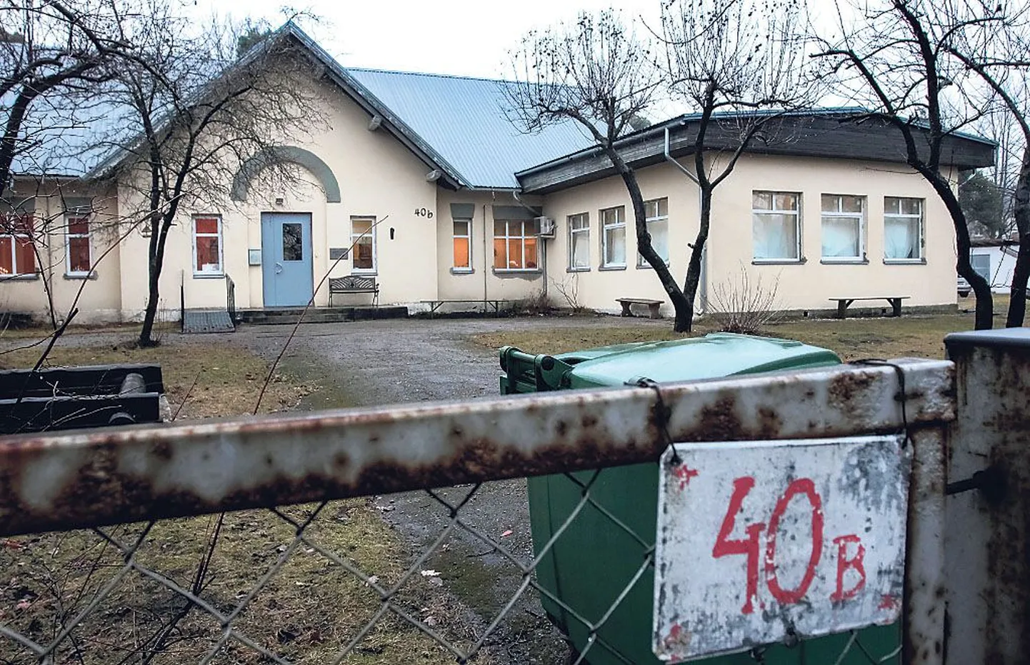 Shalomi varjupaik on avatud ööpäev läbi iga päev. Samas on ka laste päevakeskus.