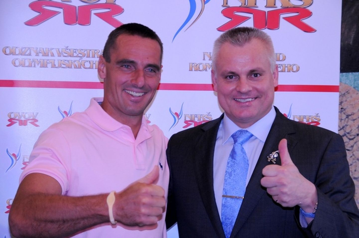 Roman Šebrle (vasakul) ja tema agent, kümnevõistluse olümpiavõitja Robert Změlík.