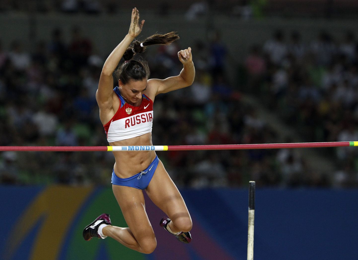 Jelena Isinbajeva on taas rekordivormis.