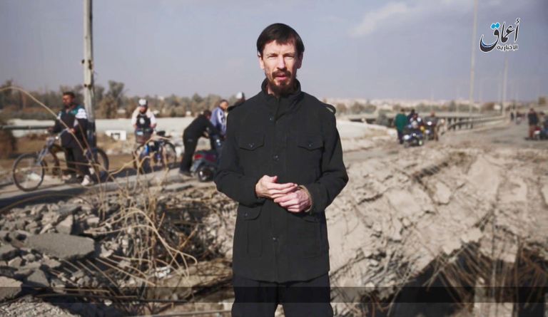 John Cantlie ISISe propagandavideos 2016. aastal.