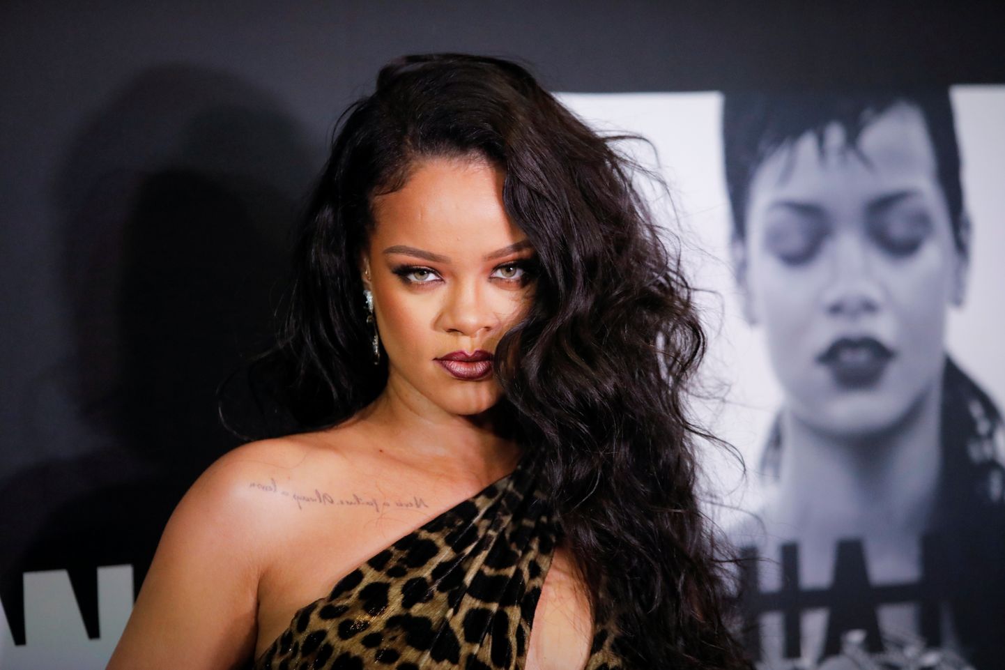 Popstaar Rihanna endanimelise elulooraamatu esitlusel Guggenheimi muuseumis New Yorgis. 11. oktoober, 2019.