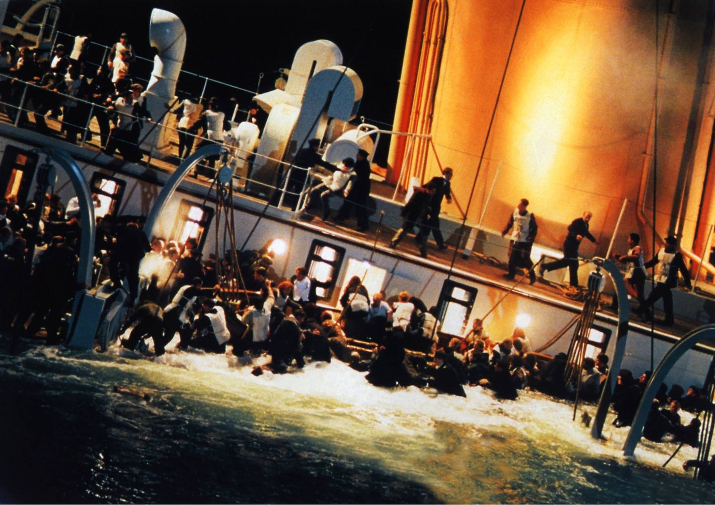 Kaader 1997. aasta filmist «Titanic»