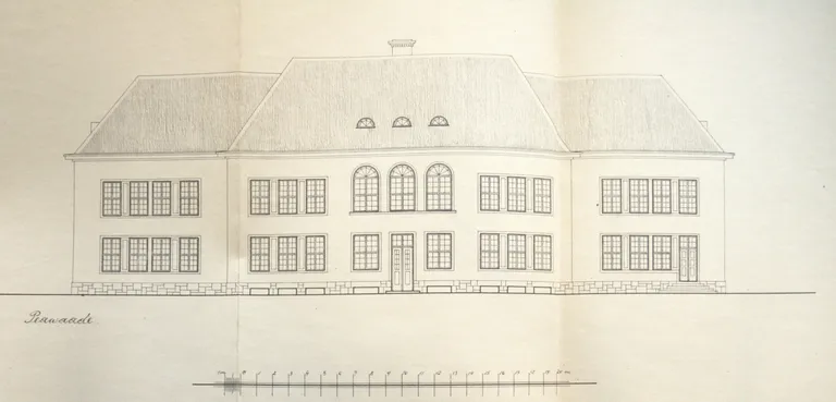 Taebla 4-klassilise algkooli projekt koos internaadi ja õpetajate korteritega, 1928. Hoone valmis projektist veidi erineval kujul, peamiselt ida- ja põhjakülje ruumijaotuse ning trepi kõrval paiknevate tualettruumide osas.