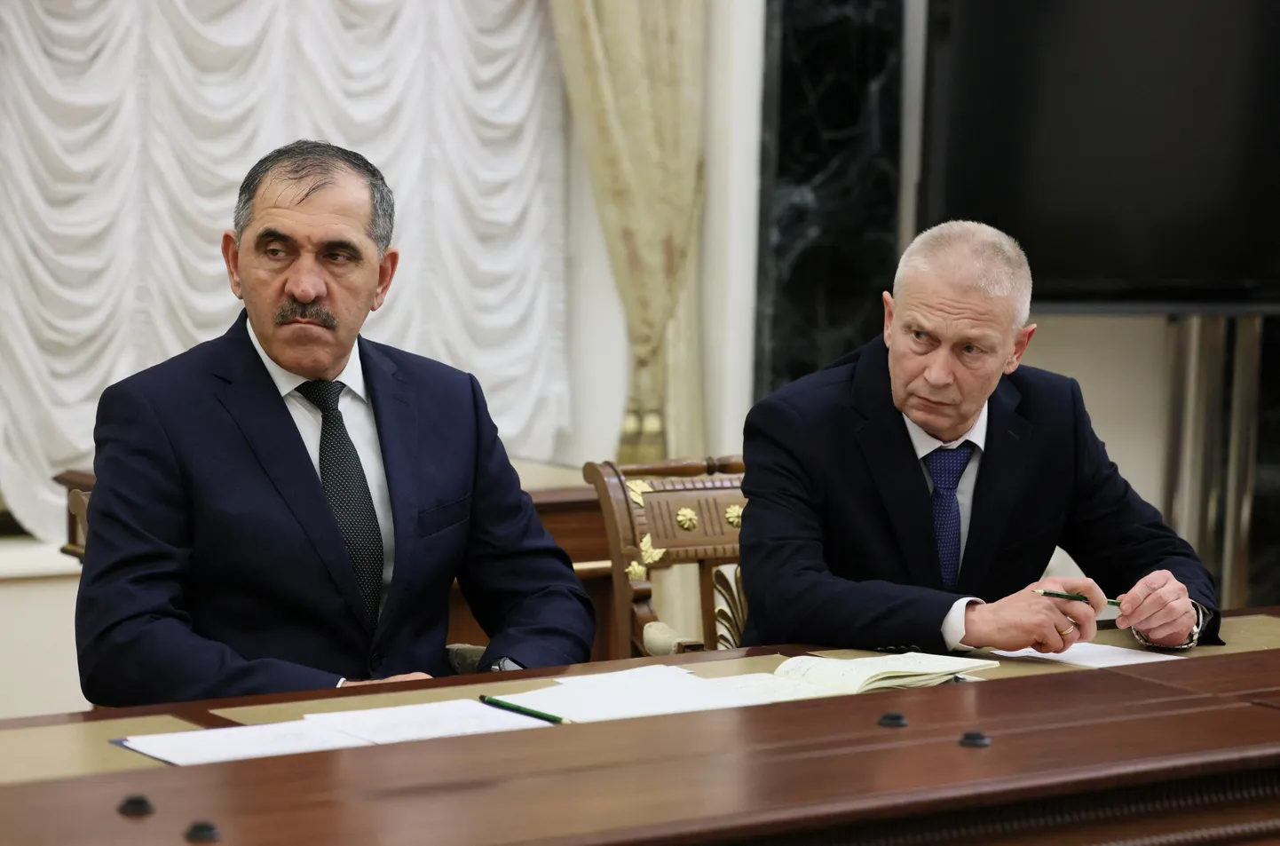 Venemaa asekaitseminister Junus-bek Jevkurov ja Wagneri palgasõduritega seotud Andrei Trošev Moskvas 28. septembril 2023.