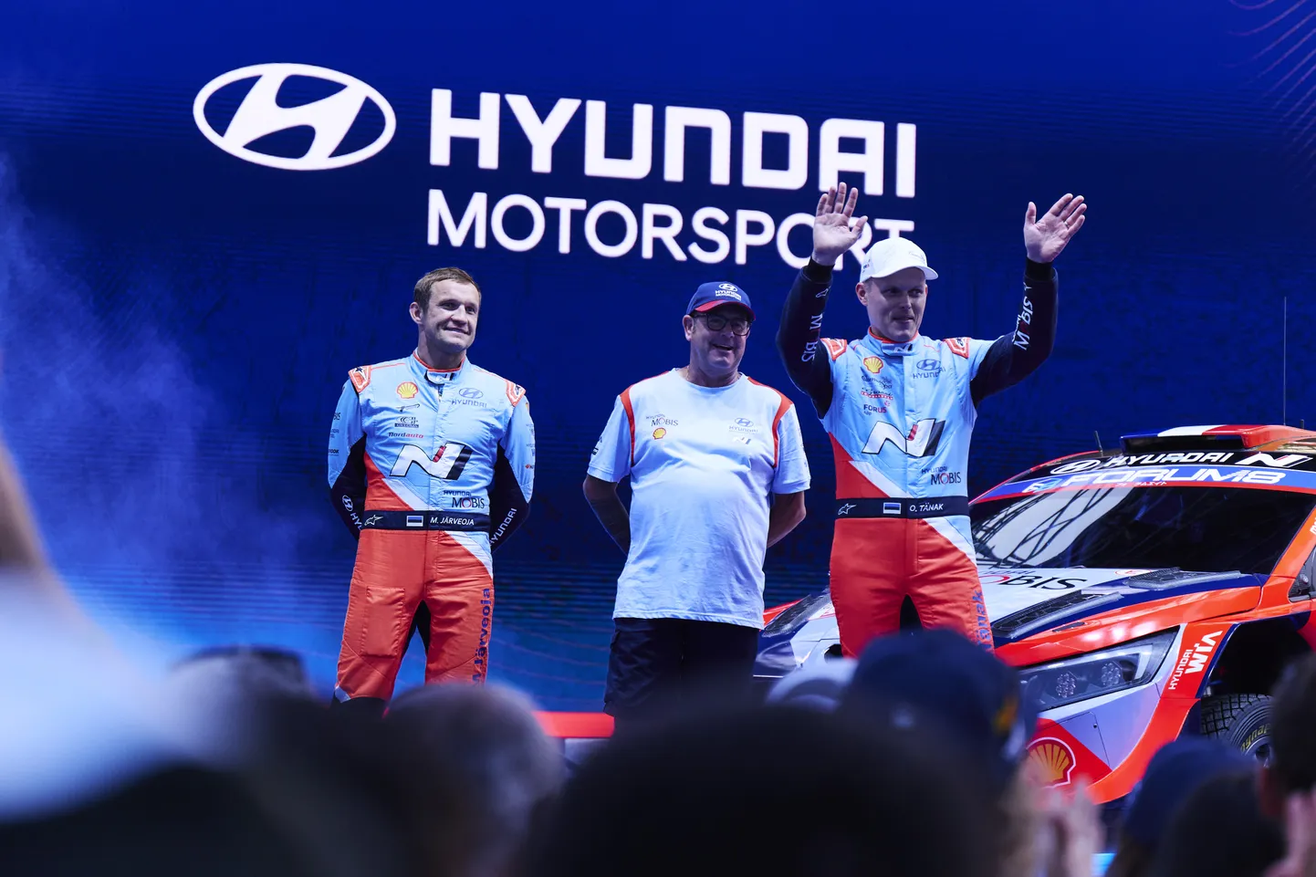 Hyundai rallitiimis sõidavad ka Ott Tänak (paremal) ja Martin Järveoja (vasakul).