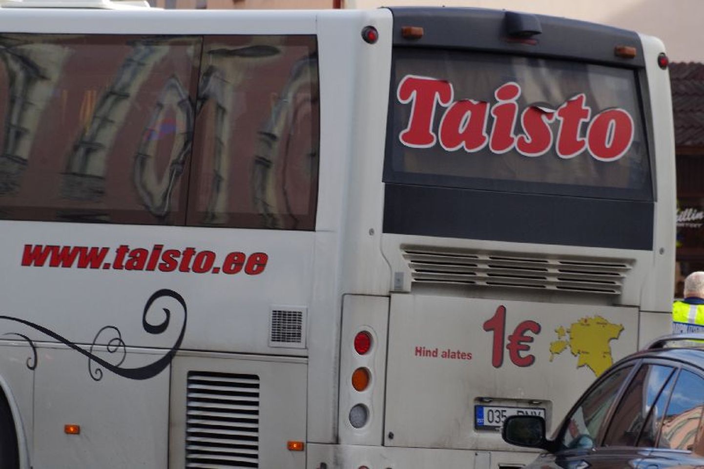 Автобус Taisto.