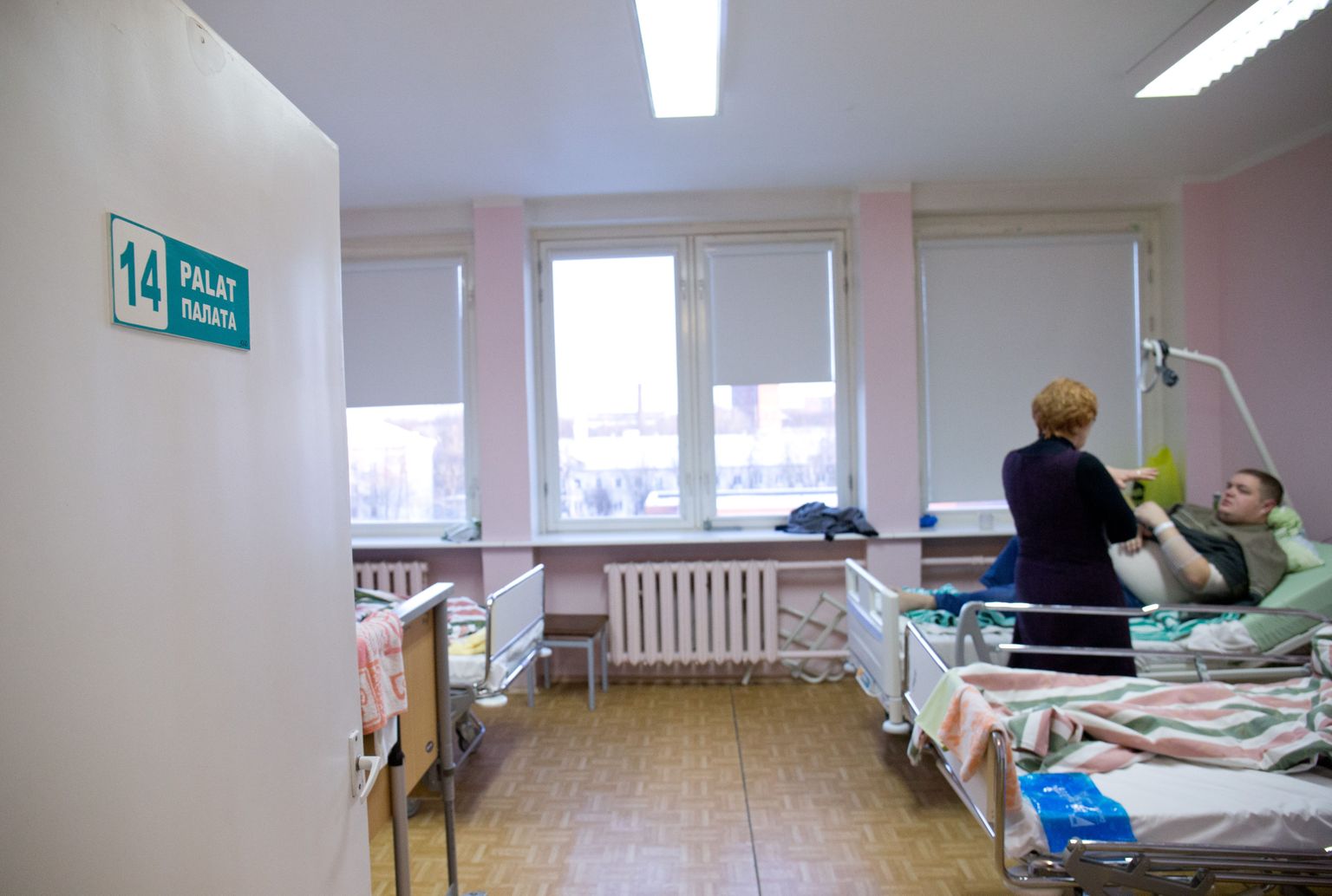 Auvere elektrijaama õnnetuses kannatada saanud töötajad Narva haiglas.