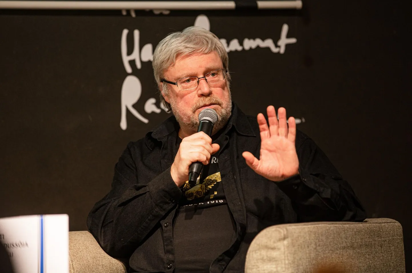 Lauri Vahtre.
