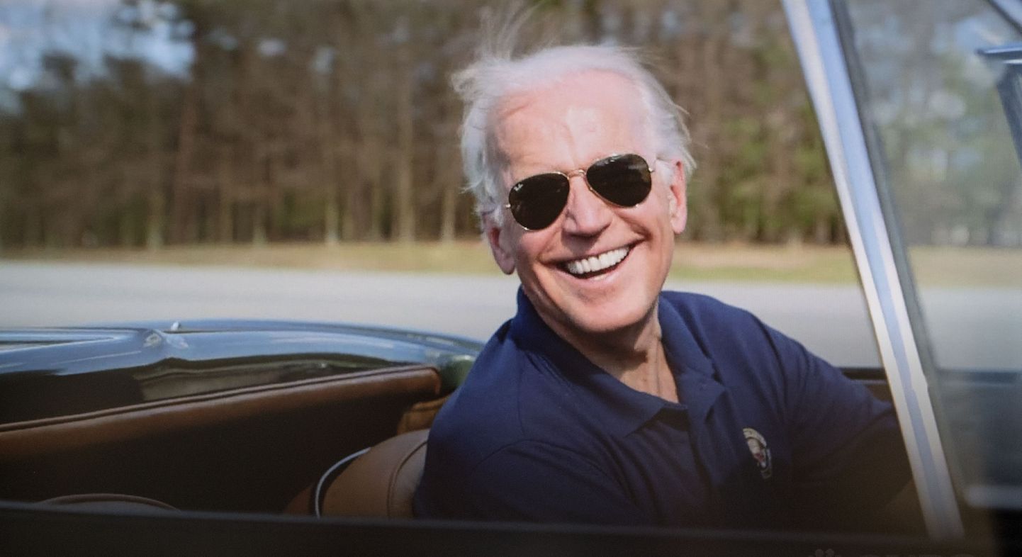 Joe Biden oli 2016. aastal kanali CNBC  saates «Jay Leno garaaž»