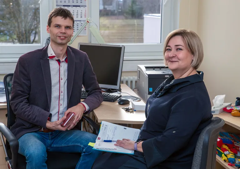 Laste ja noorukite vaimse tervise keskuse psühhiaater Reigo Reppo ja vanemõde Kersti Treial.