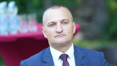 Šaicāns atstāj EM valsts sekretāra vietnieka amatu – norāda uz vairākiem iemesliem