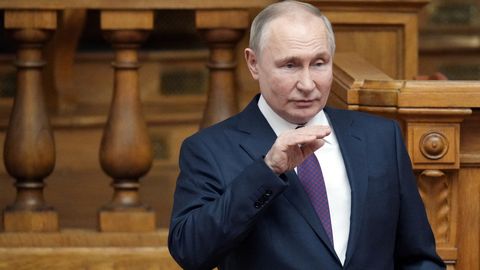Putin käskis miljardäride palvel kriminaalkoodeksi ümber teha