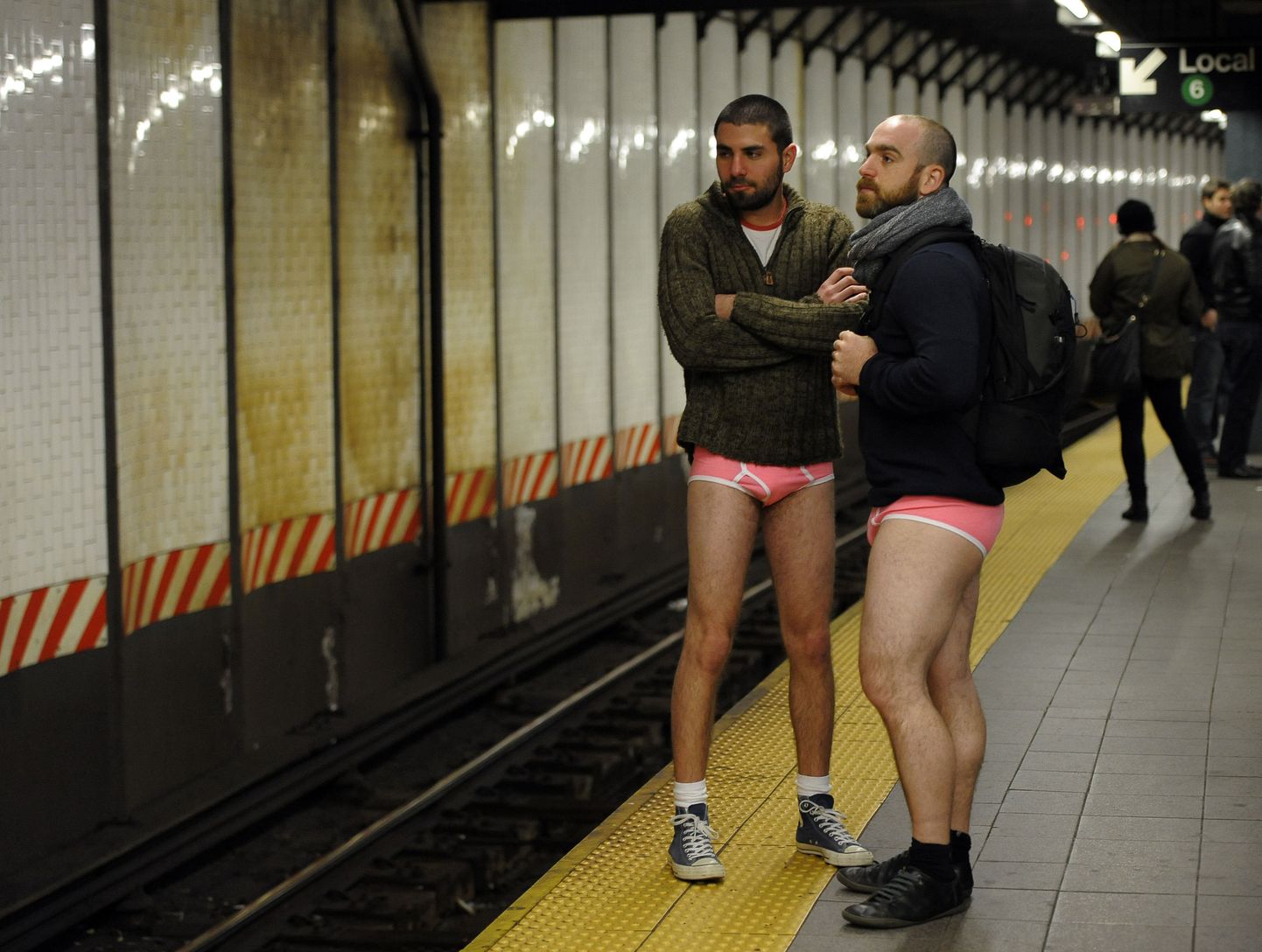 New York'i metroos toimuv massiüritus, kus linnaelanike kutsutakse üles püksata metroos sõitma