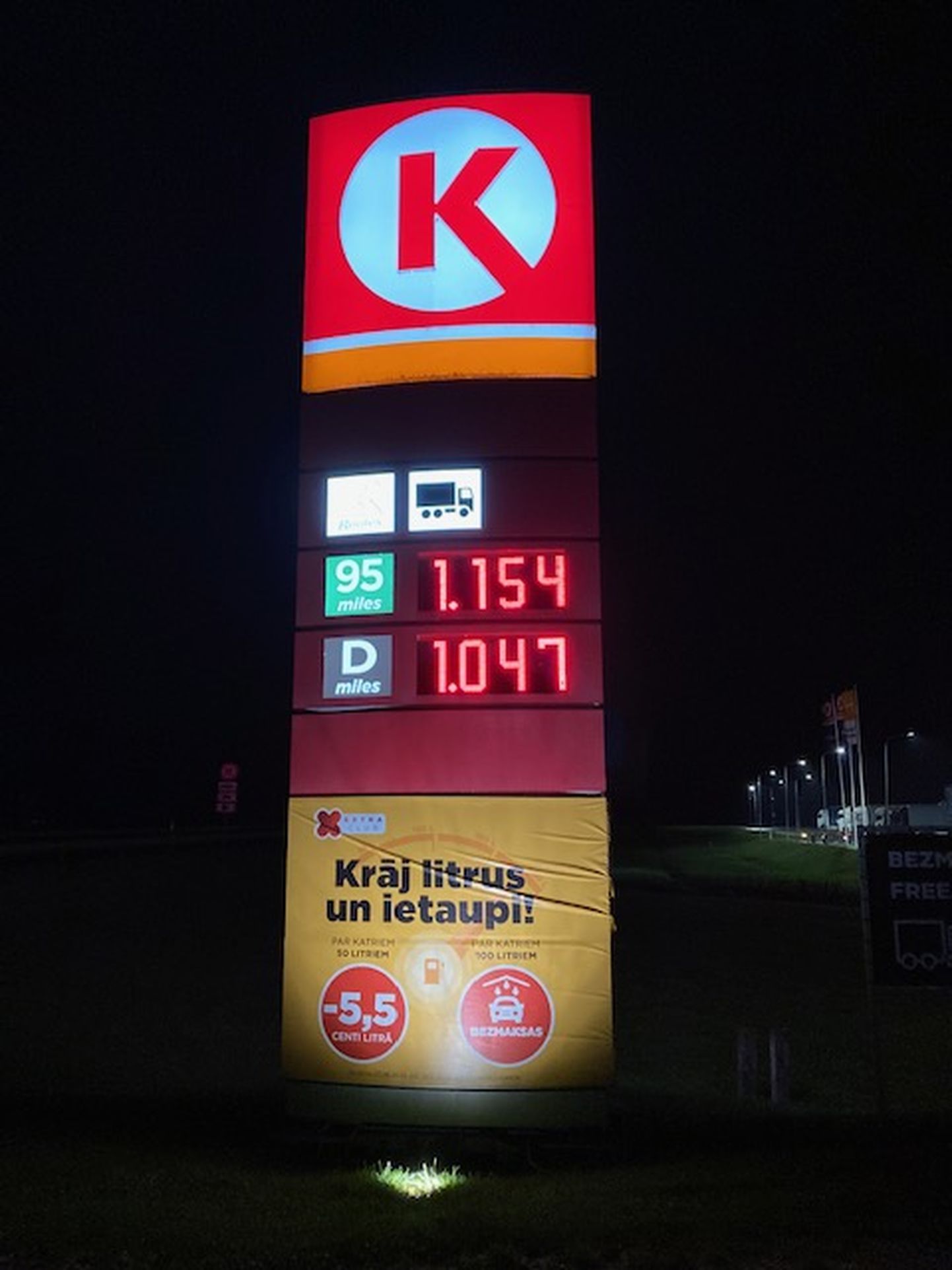 Kütusehinnad Lätis Ceraukste Circle K tanklas eelmisel aastal.