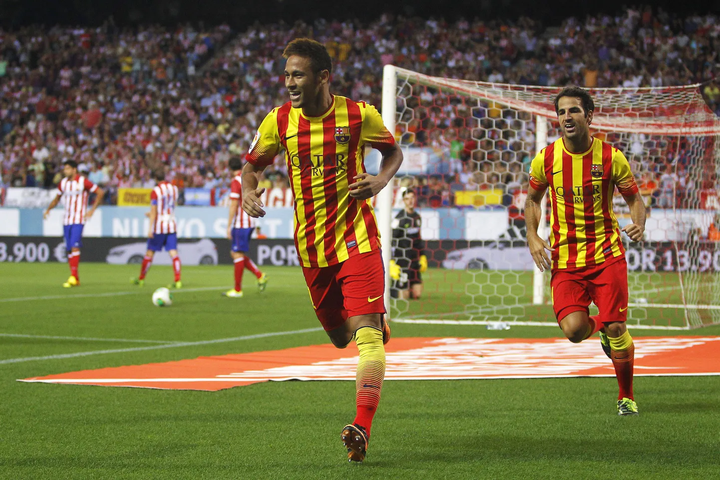 Neymar tähistamas Madridi Atletico vastu löödud väravat.
