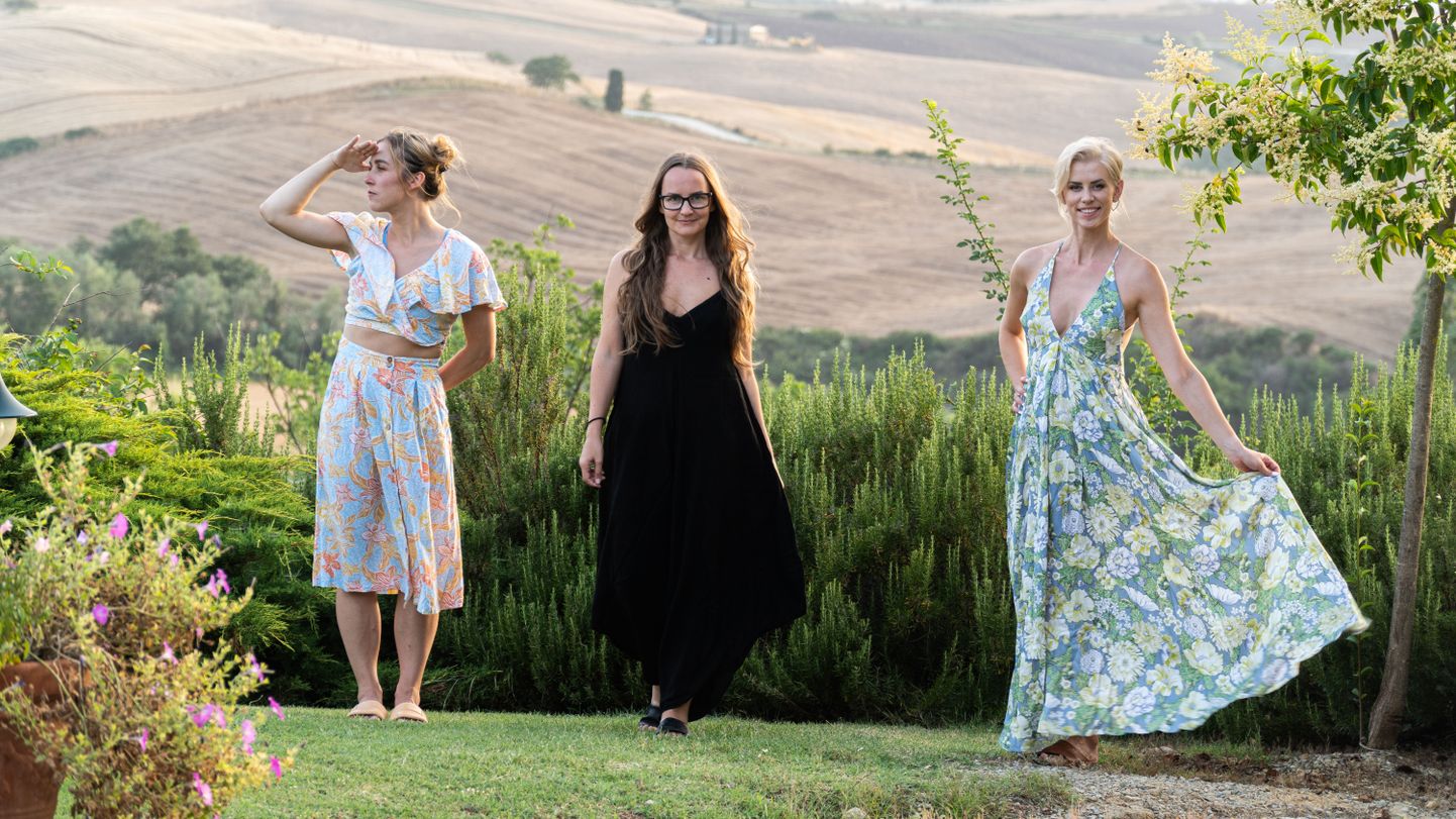 «Kolm naist karavanis» Itaalias.