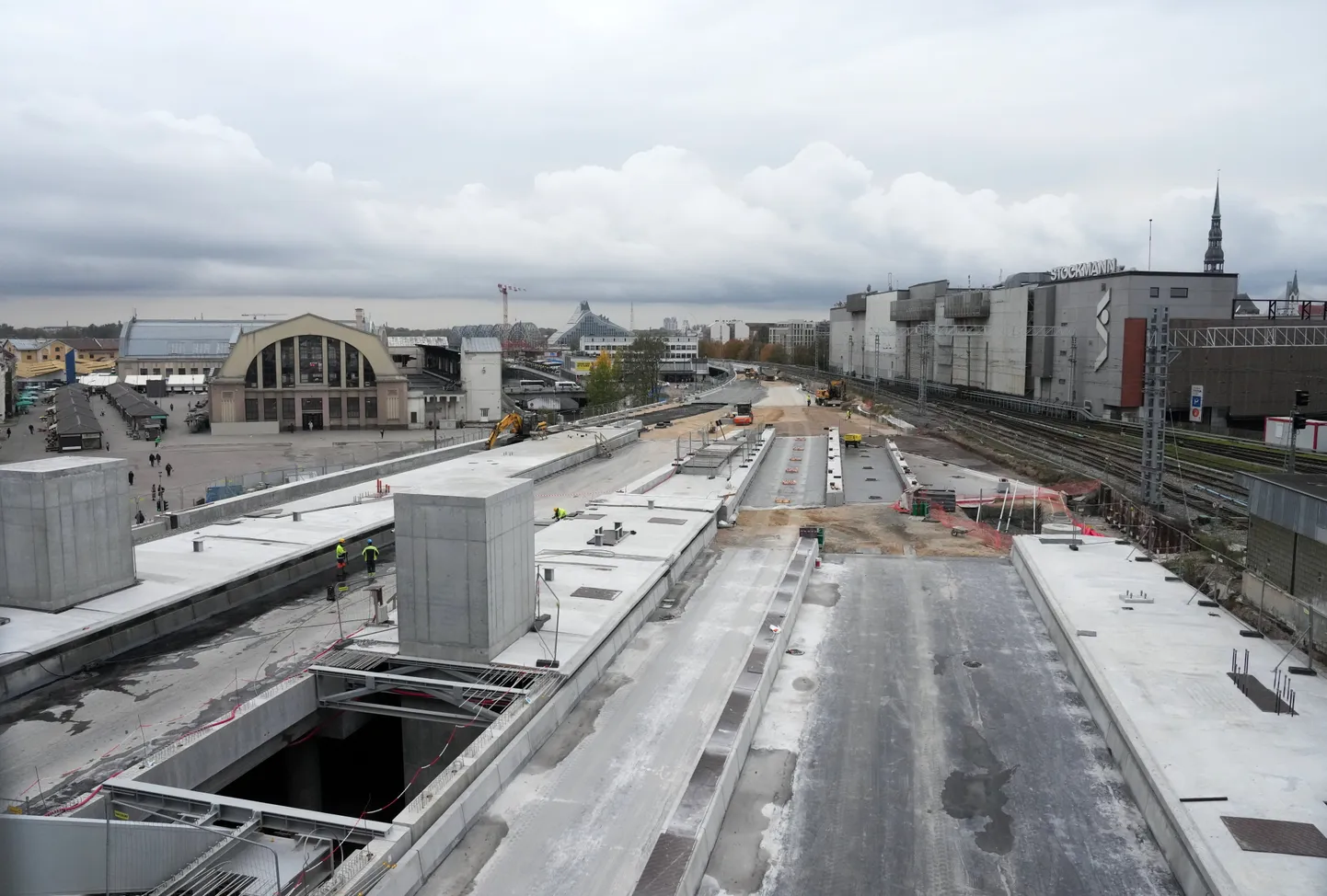 "Rail Baltica" centrālā mezgla būvlaukums Rīgas Centrālajā stacijā.