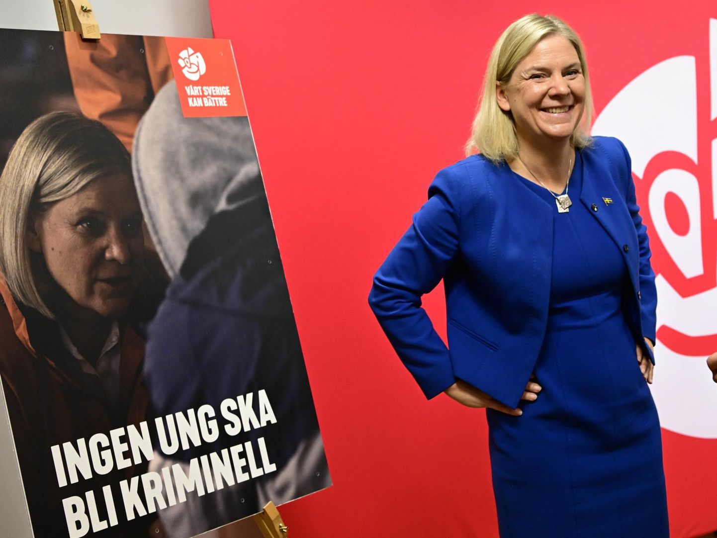 Rootsi peaminister ja sotsiaaldemokraatide juht Magdalena Andersson tutvustas üle-eelmisel nädalal Stockholmis erakonna valimisprogrammi. Tema kõrval plakat, mis kuulutas: «Ühestki noorest ei tohiks saada kurjategijat.»