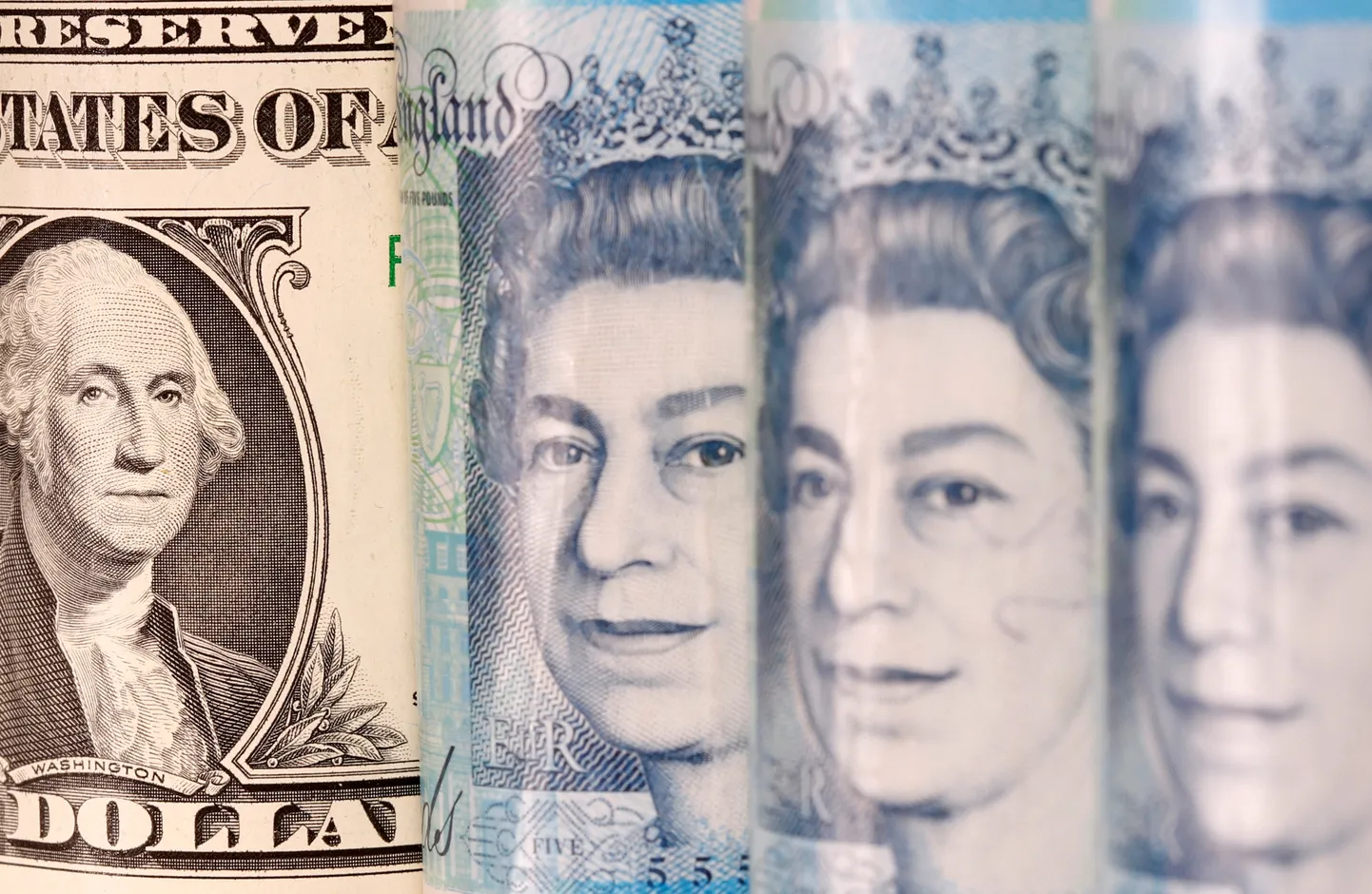 Dollar ja nael.