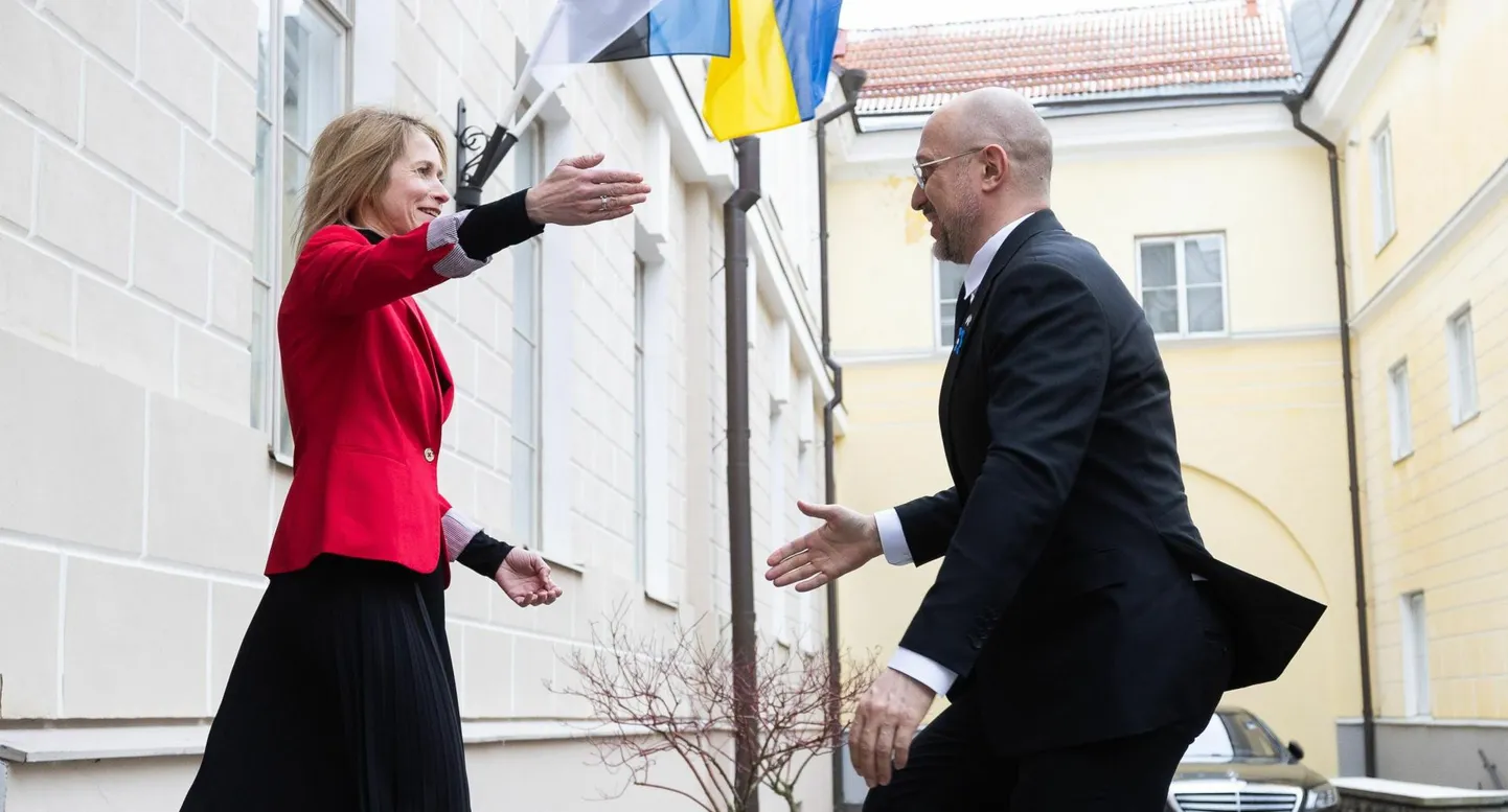 Ukraina peaminister Denõss Šmõhal saabumas kohtumisele peaminister Kaja Kallasega.