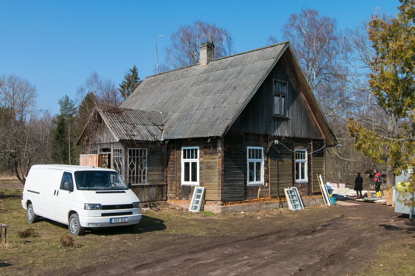 Maja sai muu hulgas ka uued aknad.