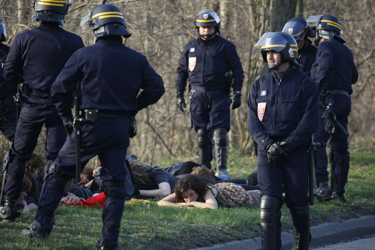 Strasbourg'i politsei pidas kinni sadakond NATO-vastast.