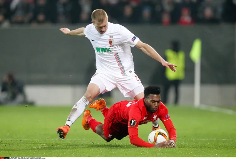 Ragnar Klavan kevadises kohtumises Liverpooliga. FOTO: Scanpix
