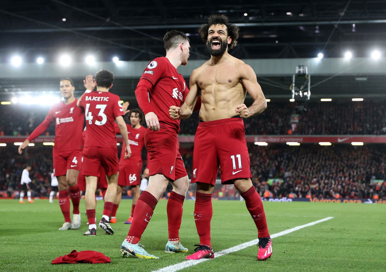 Mo Salah tähistamas Manchester Unitedi võrku löödud väravat.