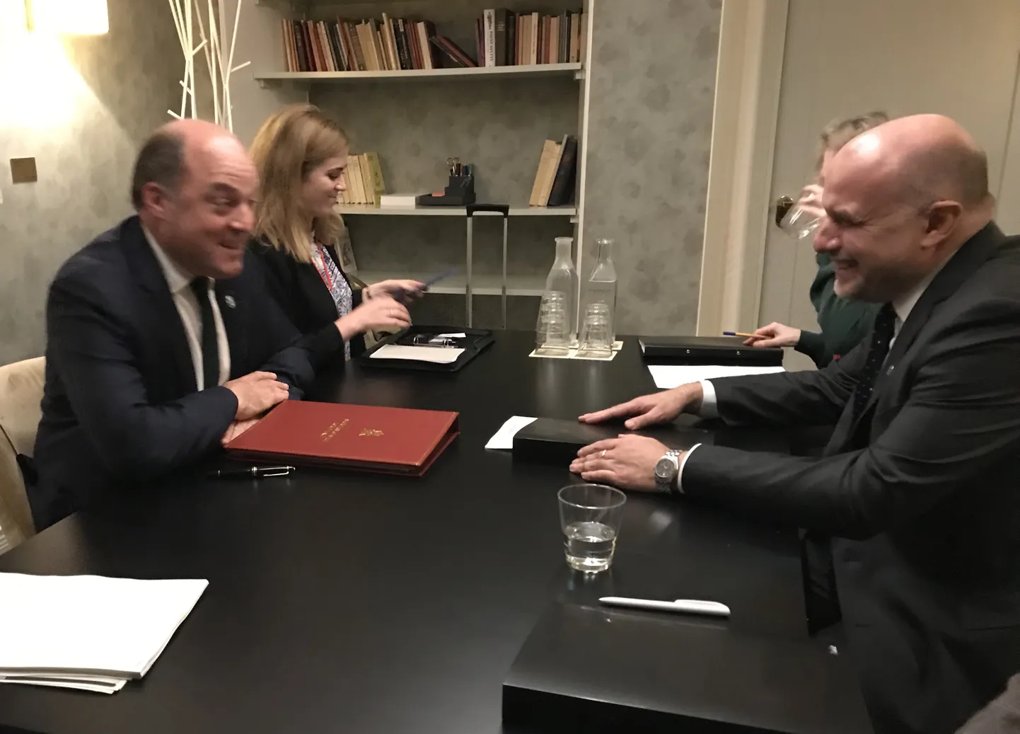 Kaitseminister Jüri Luik kohtus täna Helsingis Ühendkuningriigi uue kaitseministri Ben Wallace´iga.