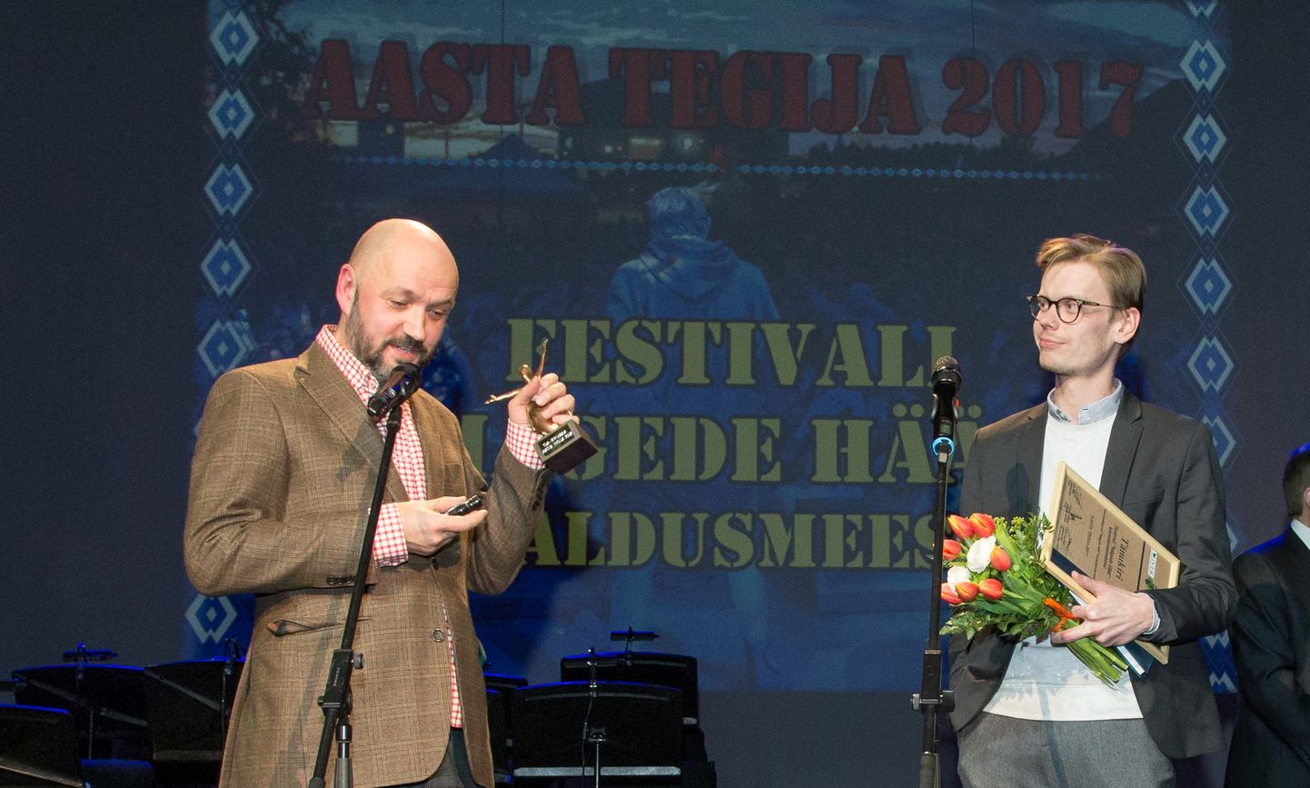 Ida-Virumaa Aasta Tegija 2017 auhinna pälvisid Kohtla-Nõmmel toimuva festivali  Mägede Hääl korraldajad Raul Saaremets ja Ivar Murd.