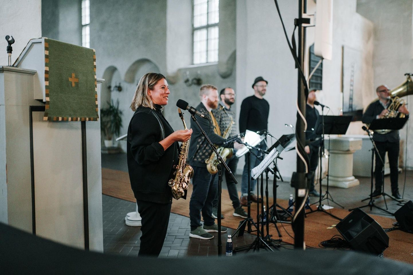 Maria Faust Sacrum Facere «Organi» eesmärk on näidata, et katedraali orelit saab täiesti vabalt kasutada ka uues populaarmuusikas, improvisatsioonis ja džässis.