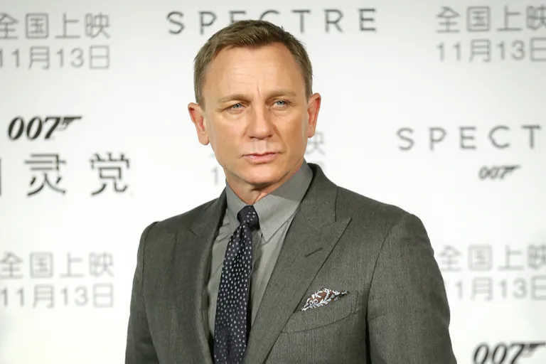 Daniel Craig