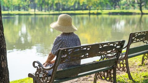 101-aastaselt tööd rügav naine ütleb otse, miks ta pensionile ei kavatse minna