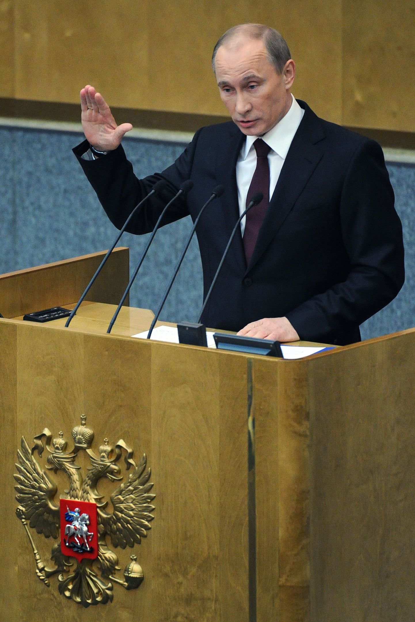 Vladimir Putin riigiduuma ees