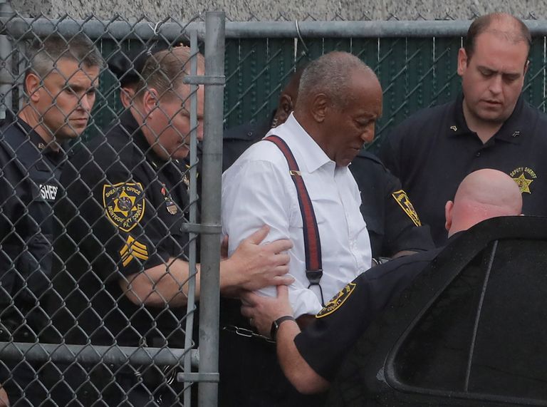 Bill Cosby lahkumas Montgomery maakonna Norristowni kohtust