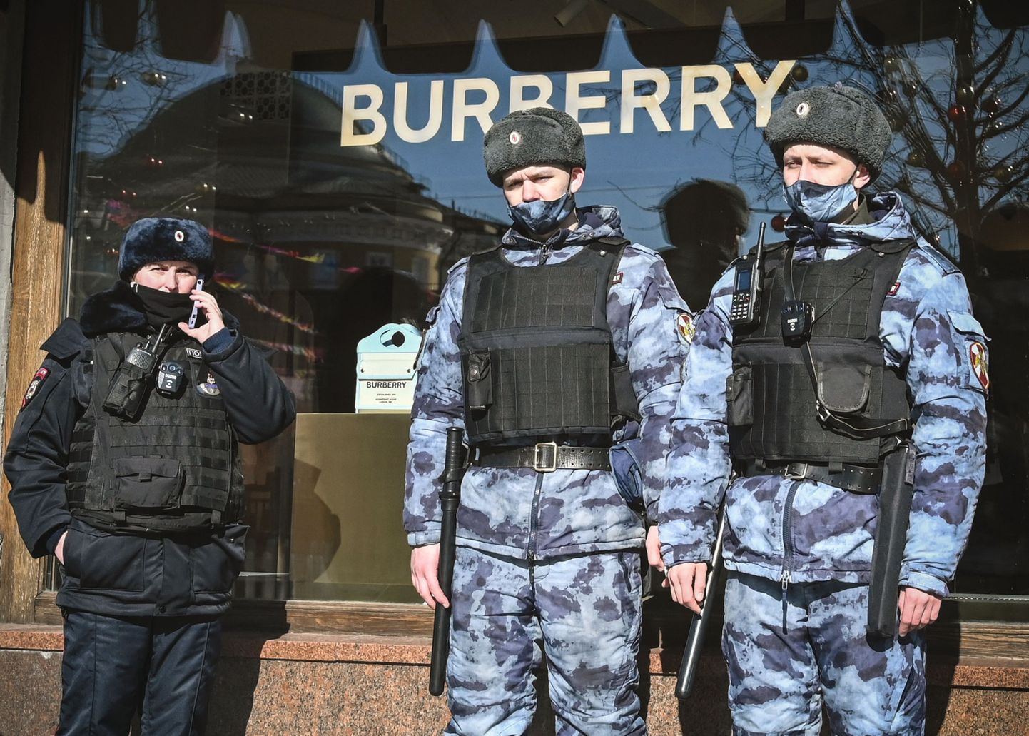 Магазин Burberry в Москве.