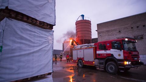 Päästjad kihutasid põlenguteate peale puidutööstusesse
