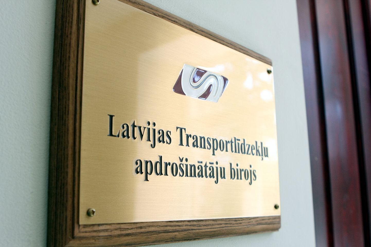 Latvijas Transportlīdzekļu apdrošinātāju biroja izkārtne