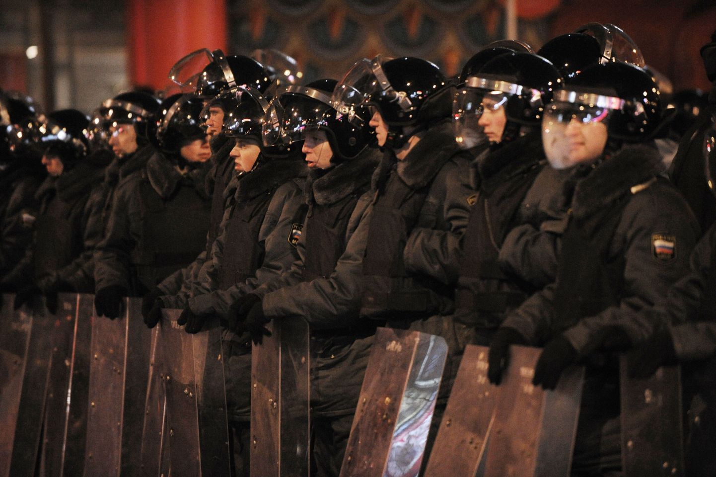 Moskva politseinikud järjekordsel massimeeleavaldusel.