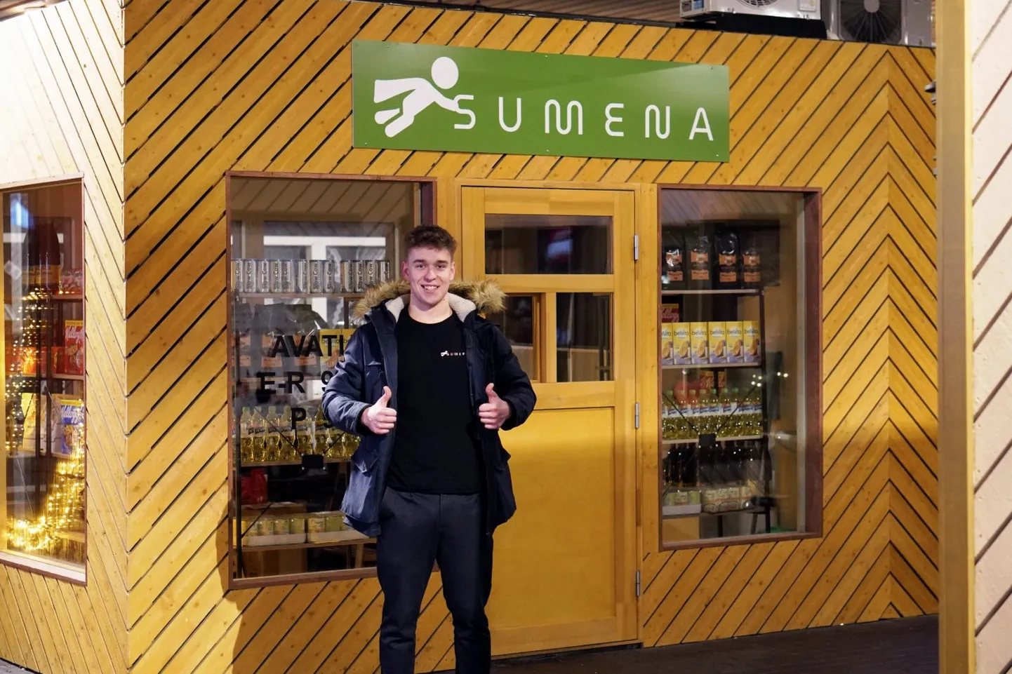 Основатель Sumena Оливер Себастиан Ламп.