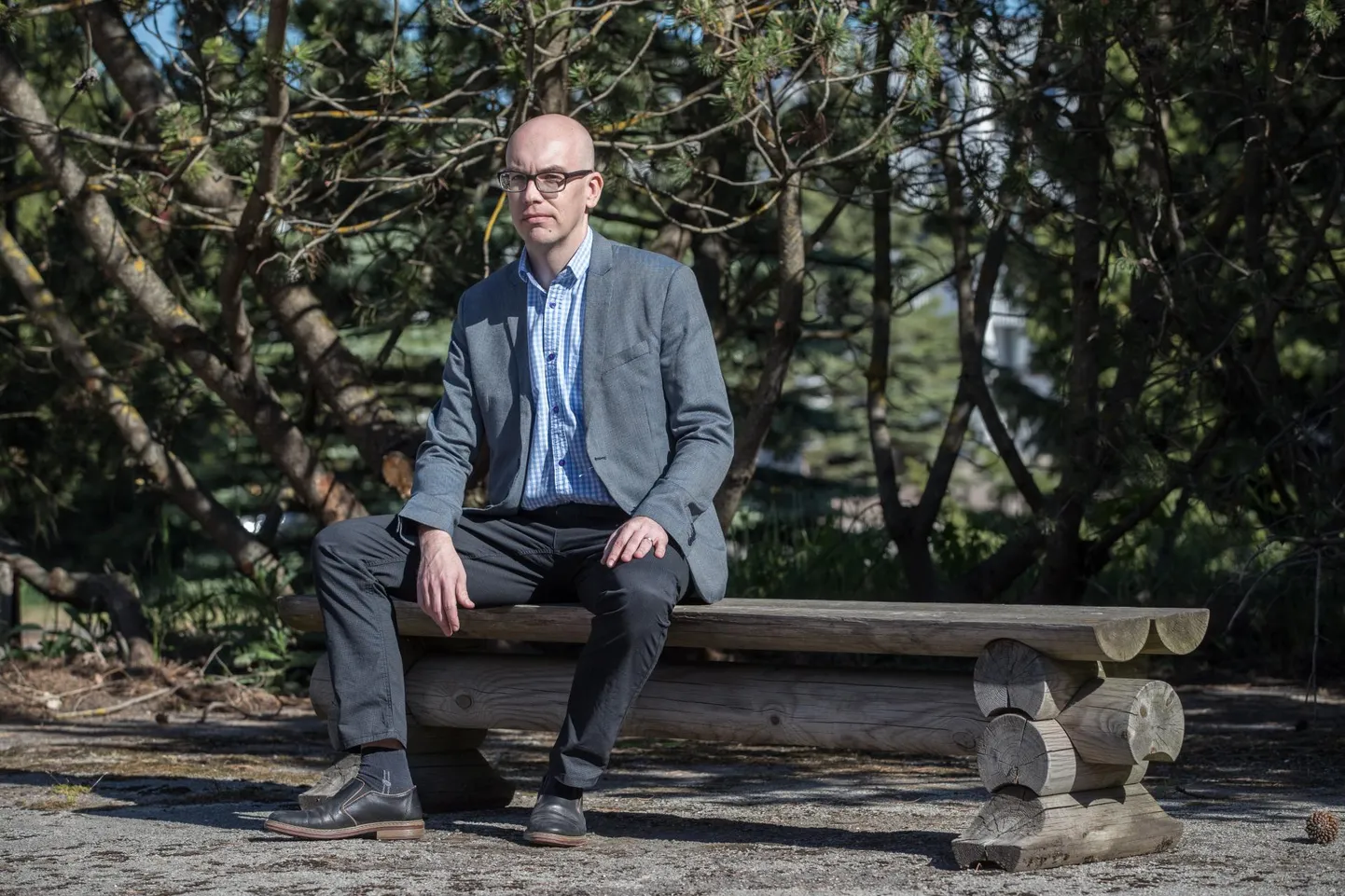 Alkoholiaktsiisi tõusu tagajärgi doktoritöös uurinud majandusteadlase Indrek Saare hinnangul avaldub hinnatõusu mõju inimeste tervisele alles kümmekonna aasta pärast.