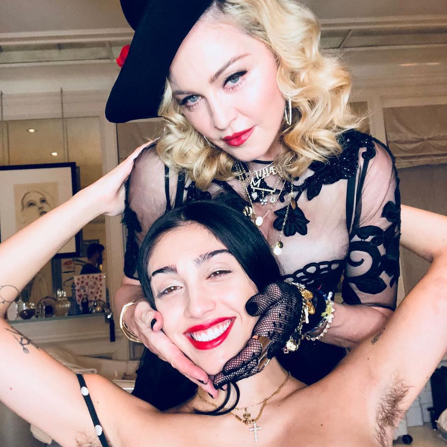 Мадонна и ее дочь Лурдес.