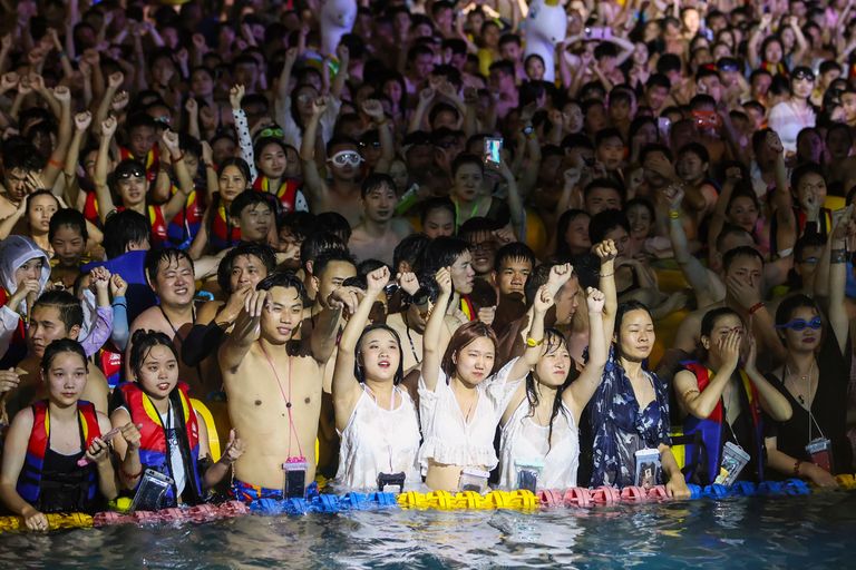 Koroonapandeemia algpunktis Hiinas Wuhanis toimus suur basseinipidu
