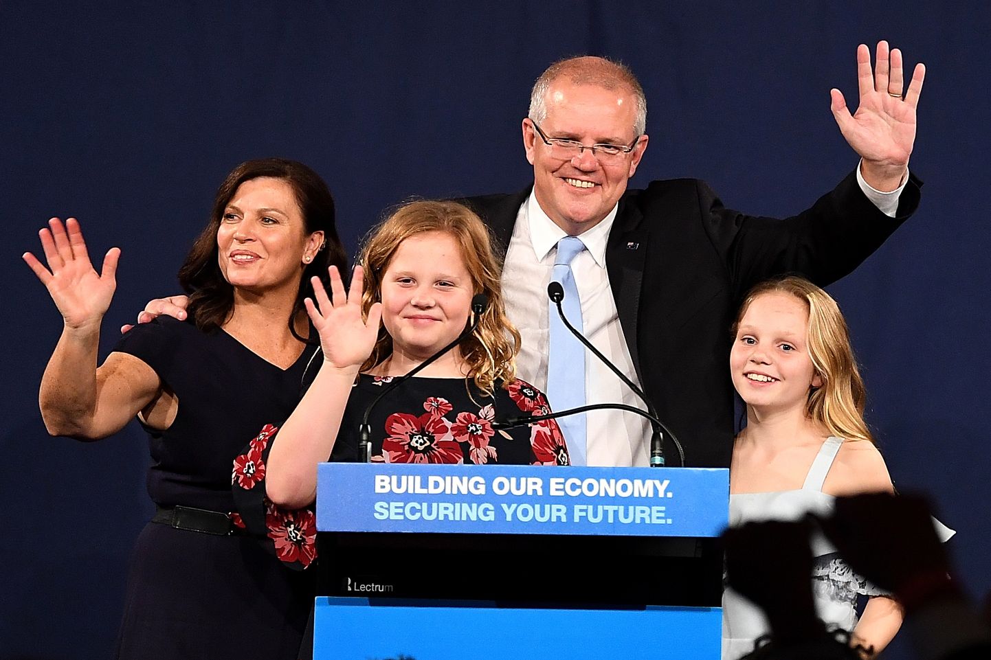 Austraalia peaminister Scott Morrison valimisvõitu tähistamas.
